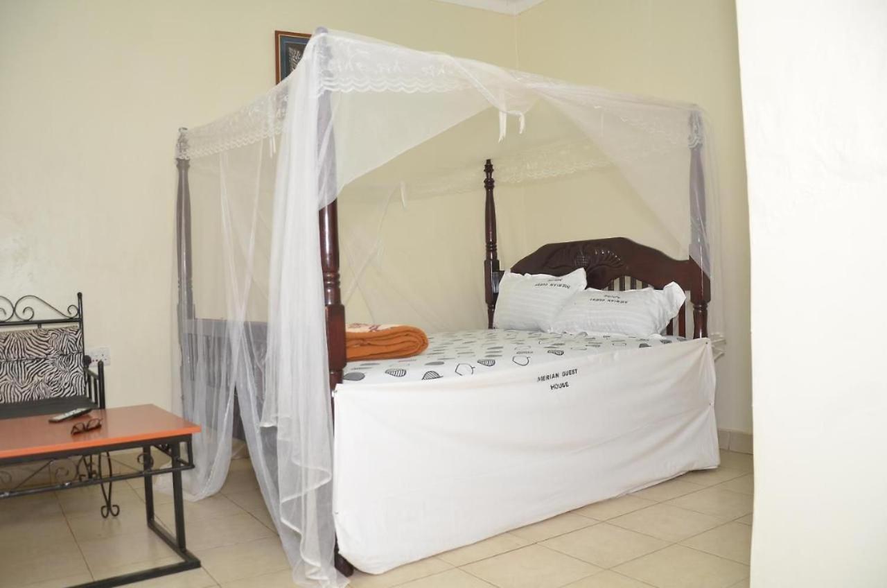 Mukono Town Merian Gardens And Guest House מראה חיצוני תמונה
